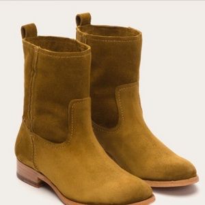 Frye CARA suede boots